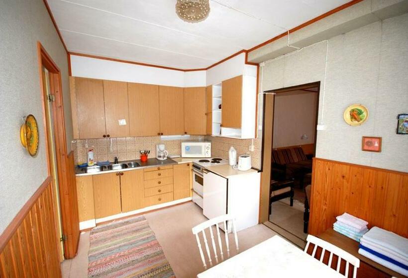 פנסיון Jämsän Gasthaus