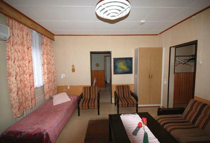 פנסיון Jämsän Gasthaus