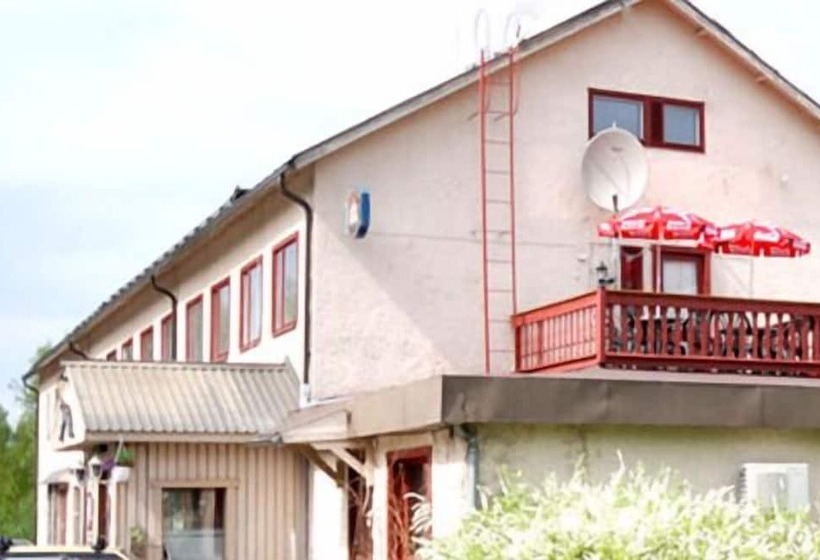 פנסיון Jämsän Gasthaus