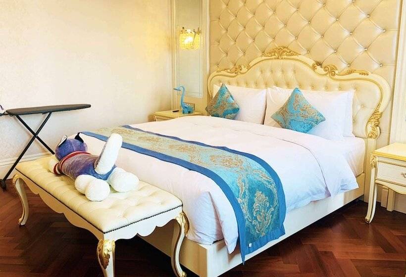 هتل Wyndham Grand Kunming East