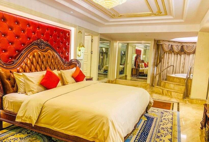 هتل Wyndham Grand Kunming East