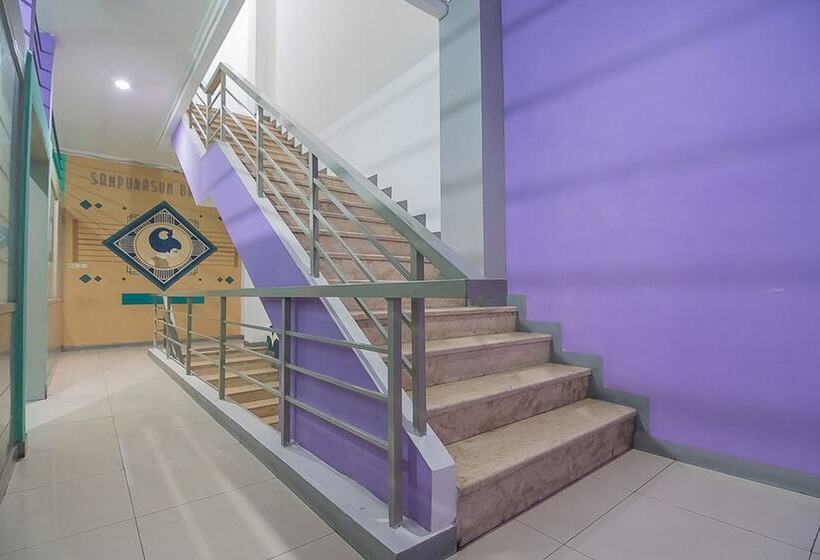 膳宿费 Reddoorz Hostel Near Braga Citywalk