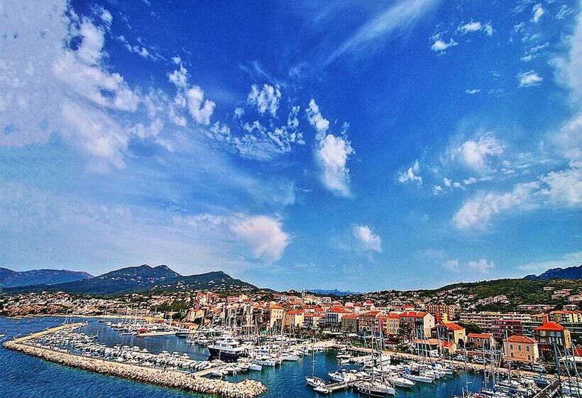 住所  Résidence La Plage