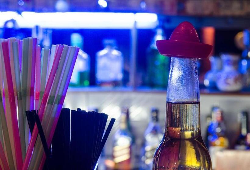 Anema By The Sea Guesthouse