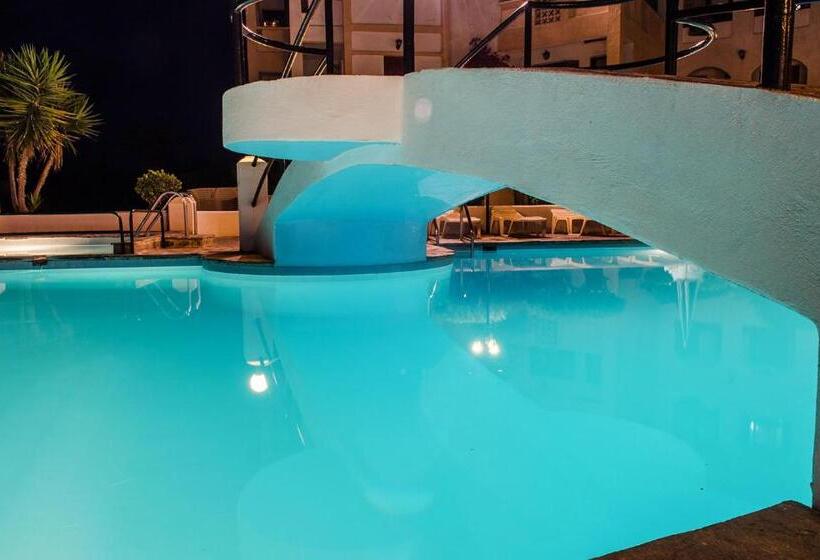 Anema By The Sea Guesthouse