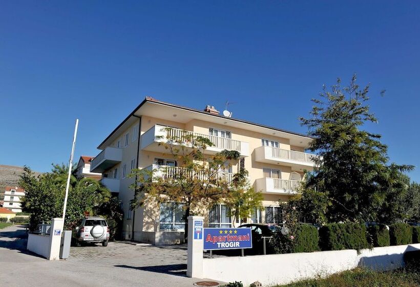 Apartmani Trogir