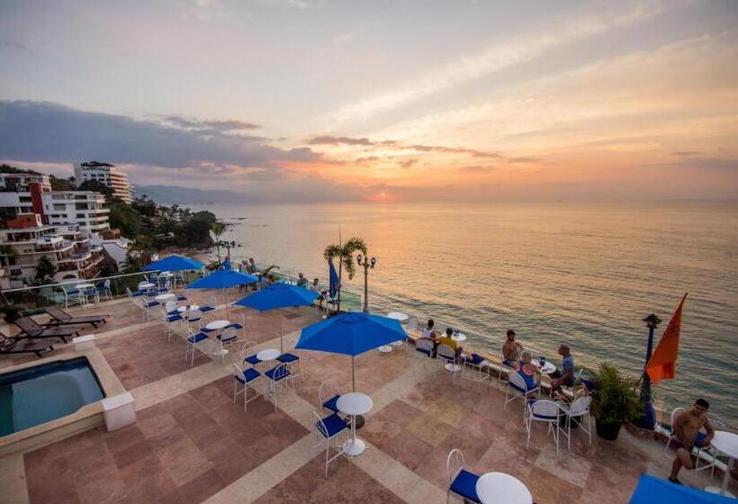 Blue Chairs Resort by The Sea - Adults Only