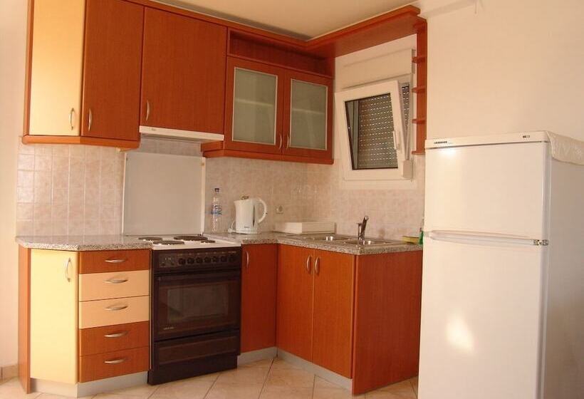 Gera Bay Studios And Apartments