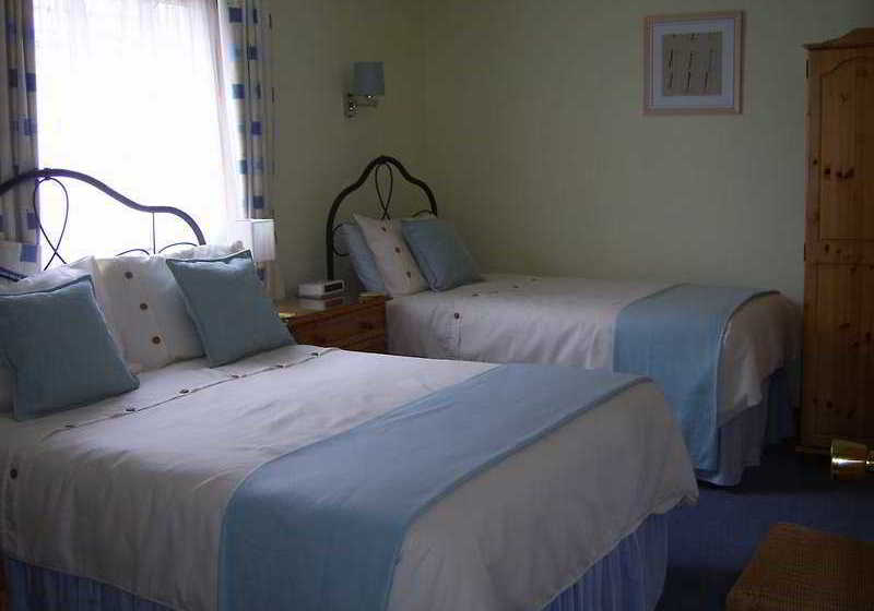 Glenshian Guest House Bed & Breakfast