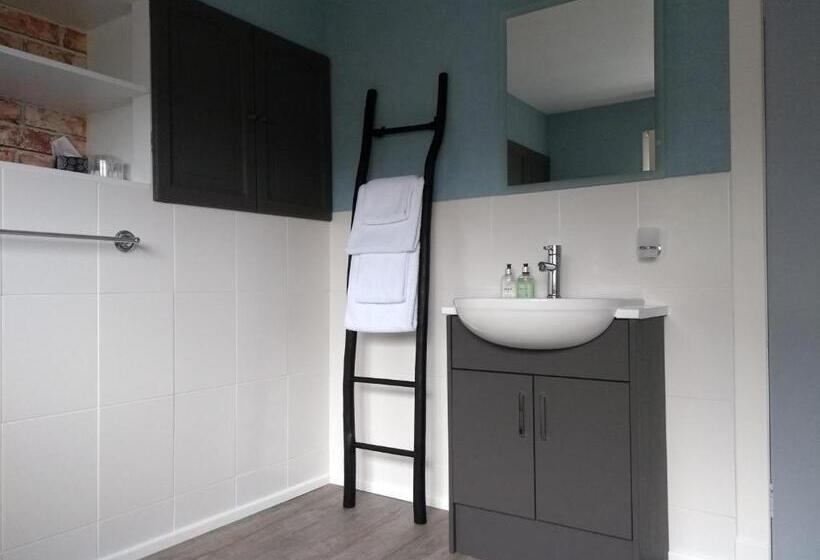 여관 Braeburn Guesthouse