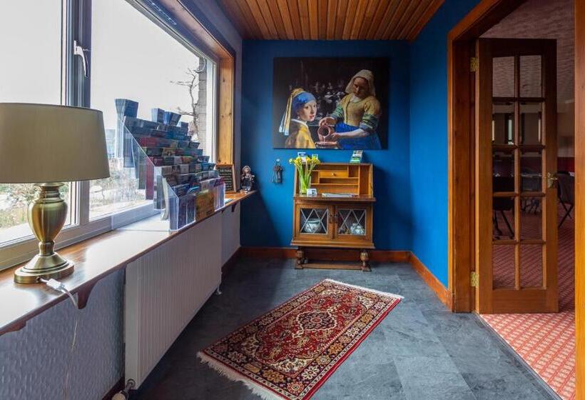 여관 Braeburn Guesthouse