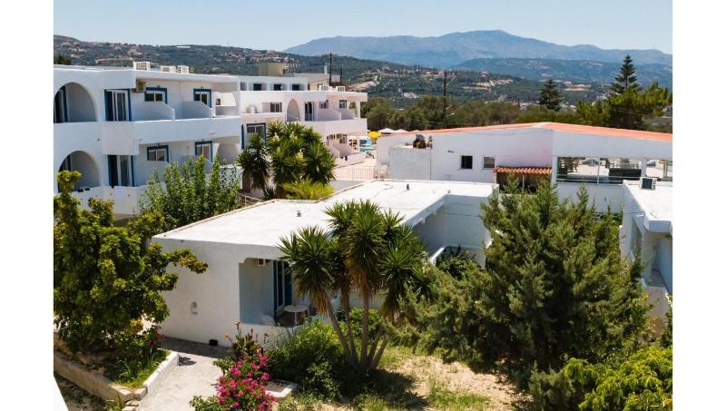 בית מלון כפרי Akoya Resort  All Inclusive