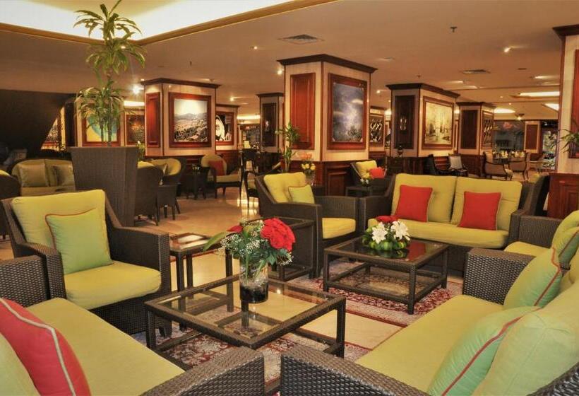 בית מלון כפרי Al Shohada