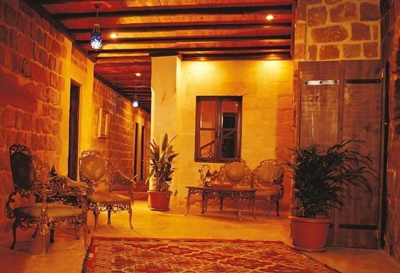 هتل Artuklu Kervansarayi Special Class