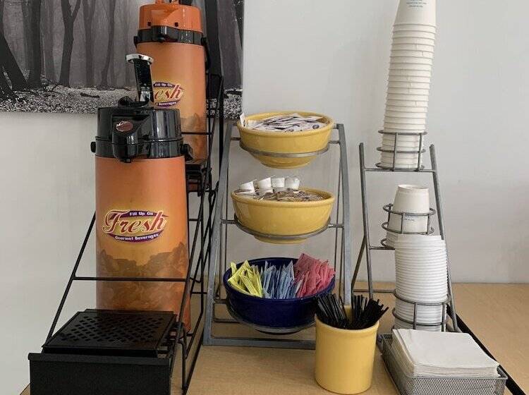 فندق Arya Blu Inn And Suites