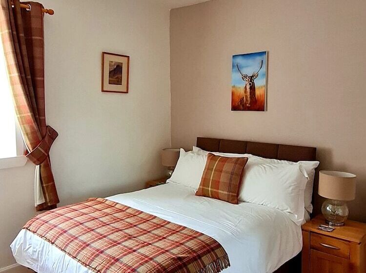 Отель Atholl House Skye