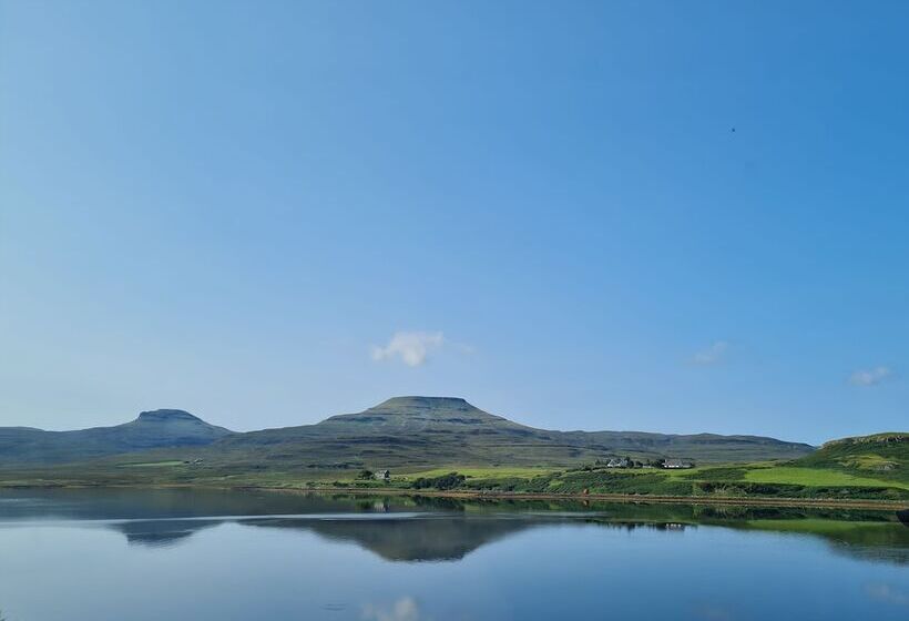 Отель Atholl House Skye