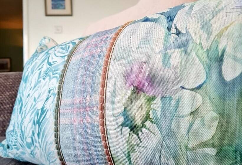 Отель Atholl House Skye