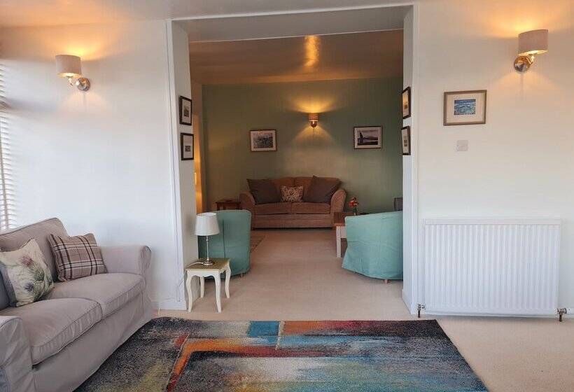 Отель Atholl House Skye