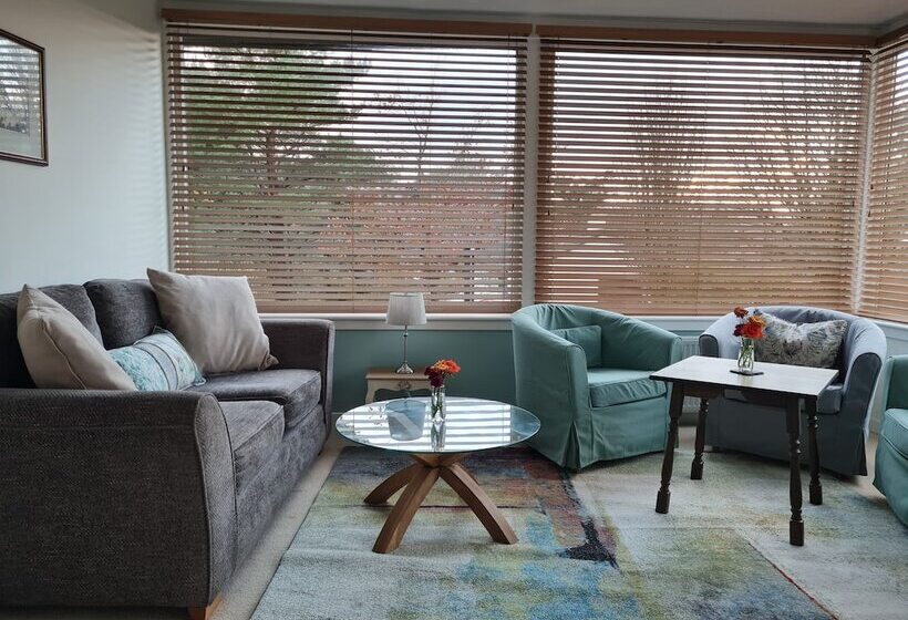 Отель Atholl House Skye