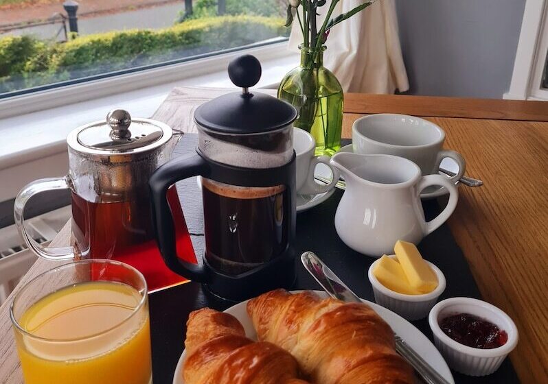 Отель Atholl House Skye