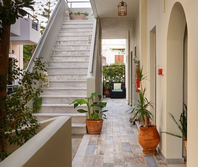 בית מלון כפרי Avra