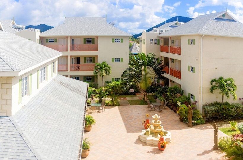 酒店 Bay Gardens Beach Resort & Spa