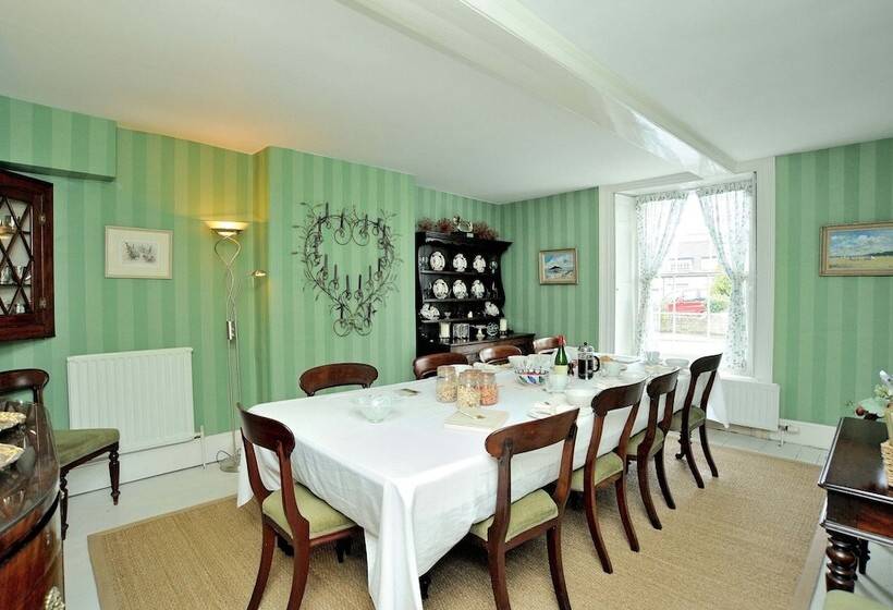 ホテル B&b Castleton House