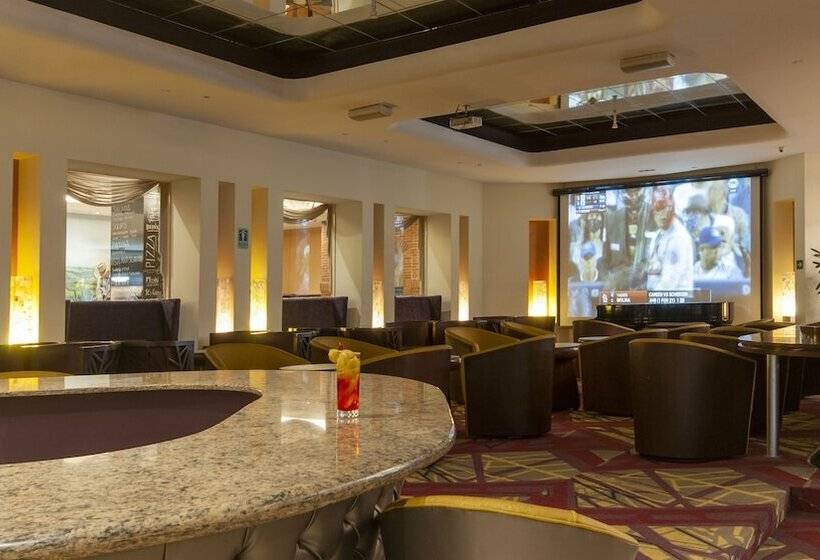 Отель Bel Air Unique Mexico City Wtc, Trademark By Wyndham