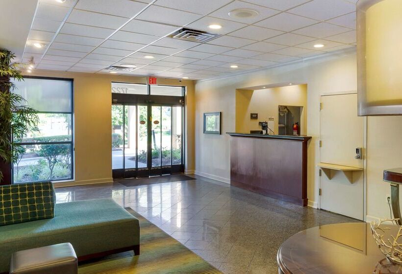 هتل Best Western Plus Cary Nc State