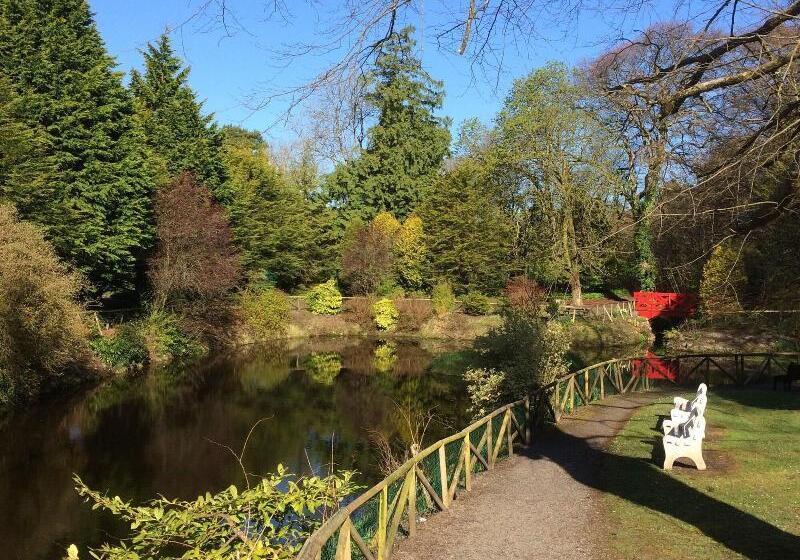 בית מלון כפרי Breaffy Woods