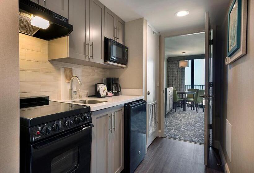 בית מלון כפרי Breakers Resort