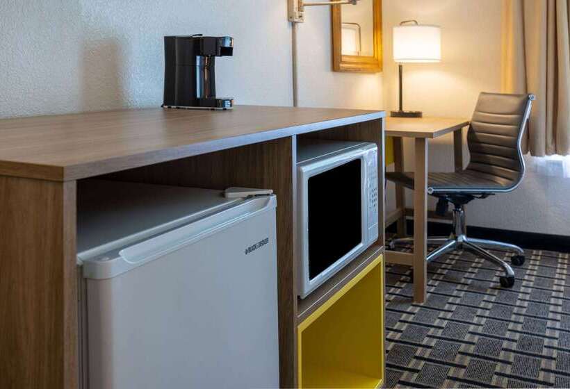 בית מלון כפרי Carolina A Days Inn By Wyndham