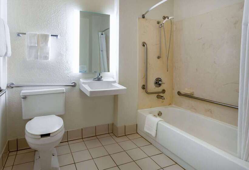 בית מלון כפרי Carolina A Days Inn By Wyndham