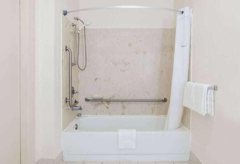 בית מלון כפרי Carolina A Days Inn By Wyndham