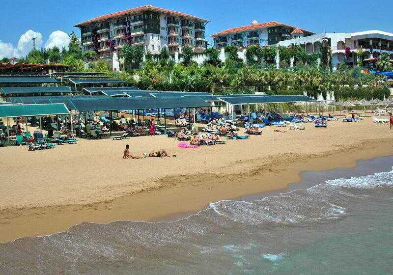 בית מלון כפרי Club Side Coast