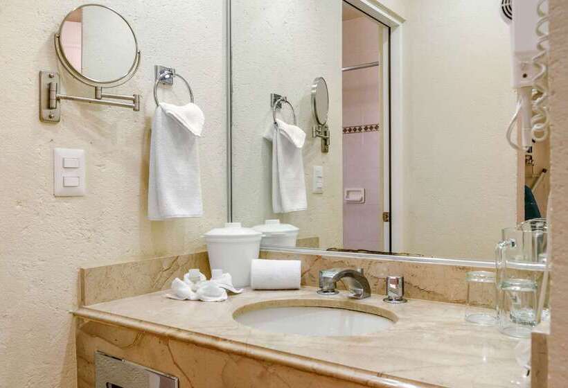 فندق Comfort Inn Tampico