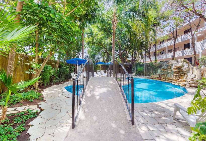 فندق Comfort Inn Tampico