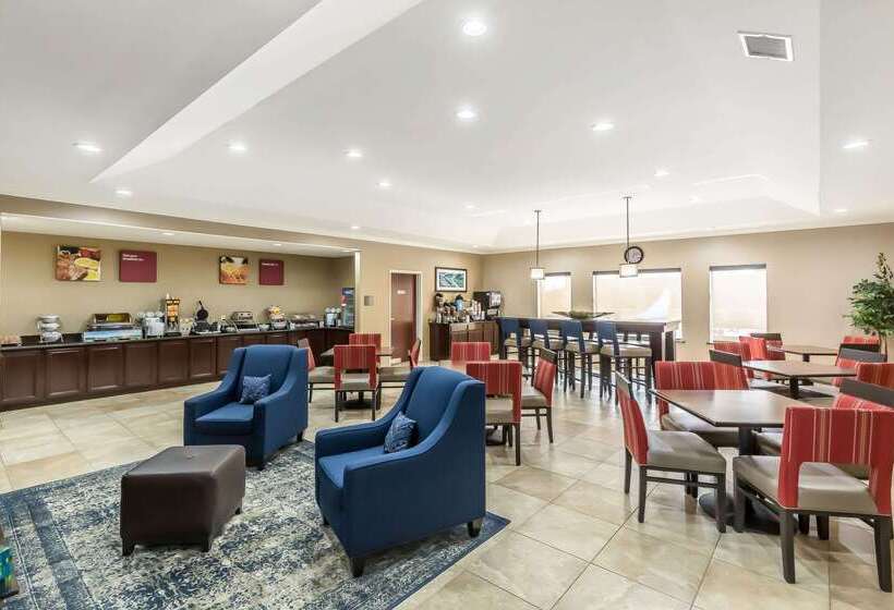 Отель Comfort Suites Houston Iah Airport  Beltway 8