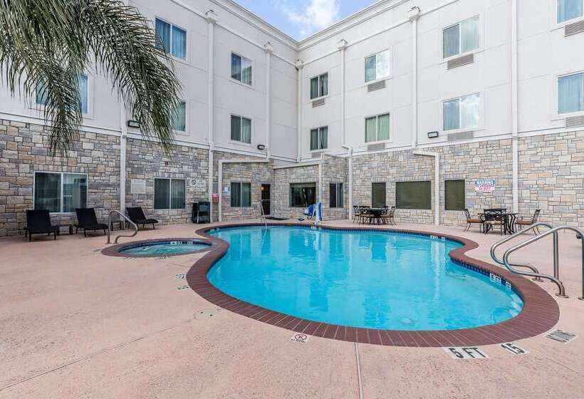 Отель Comfort Suites Houston Iah Airport  Beltway 8