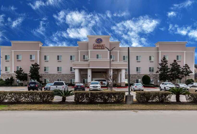 Отель Comfort Suites Houston Iah Airport  Beltway 8