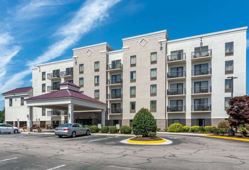 فندق Comfort Suites Southpark