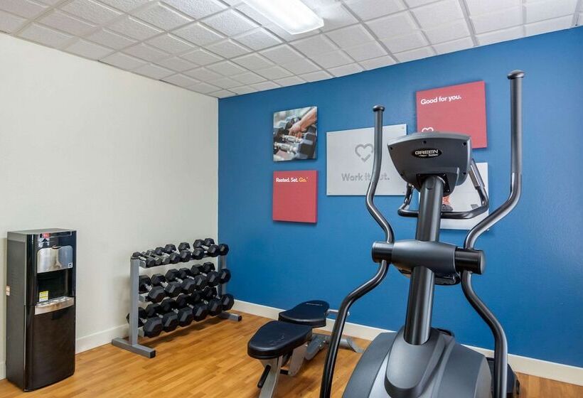 فندق Comfort Suites Southpark