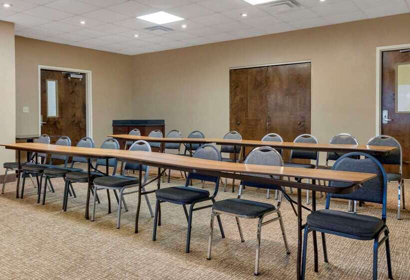 فندق Comfort Suites West Jacksonville