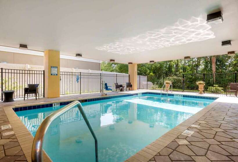 فندق Comfort Suites West Jacksonville