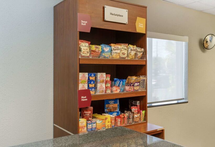 فندق Comfort Suites West Jacksonville