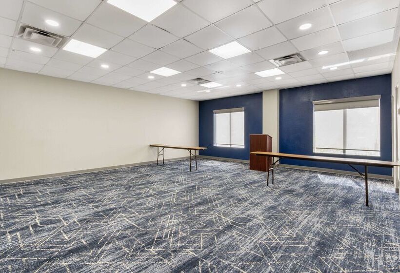 فندق Comfort Suites West Jacksonville