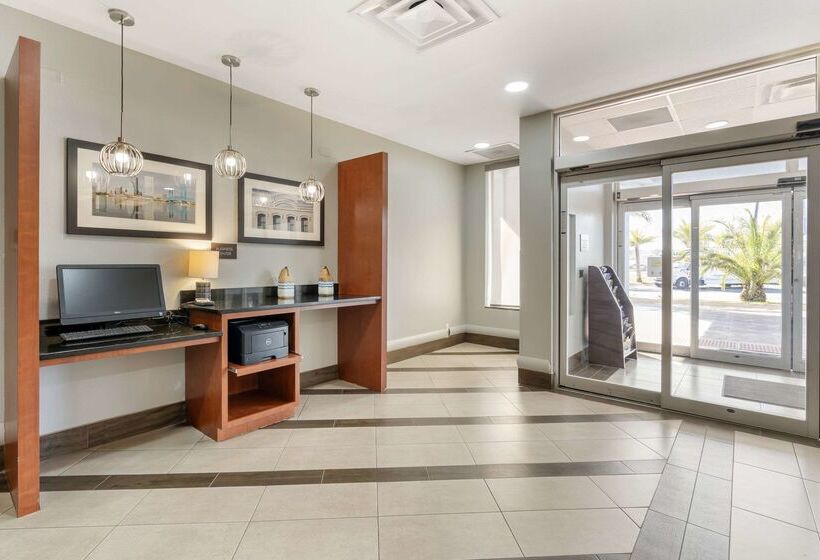 فندق Comfort Suites West Jacksonville