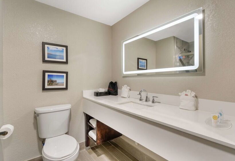 فندق Comfort Suites West Jacksonville