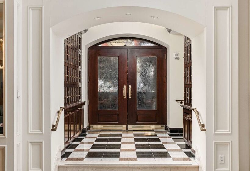 בית מלון כפרי Conrad Indianapolis